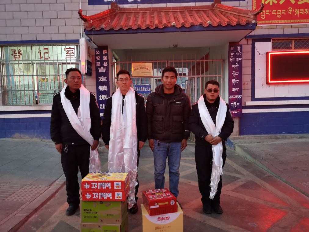 點(diǎn)贊！西藏圣凈環(huán)保服務(wù)有限公司送去的這份愛(ài)心
